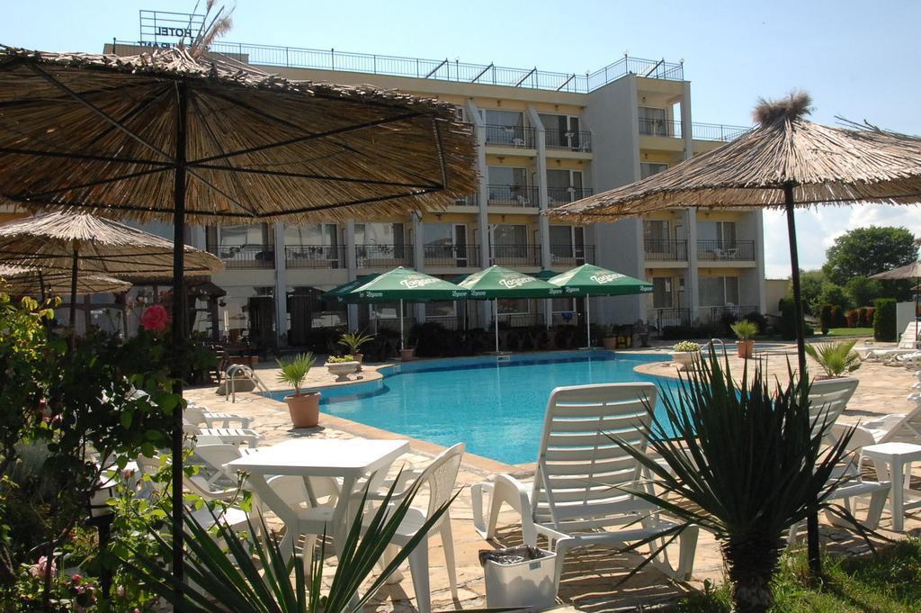Park Hotel Argo 오브조르 외부 사진